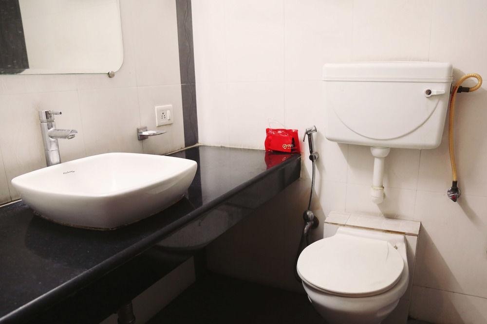 Oyo Rooms Yerwada Chowk Pune Esterno foto
